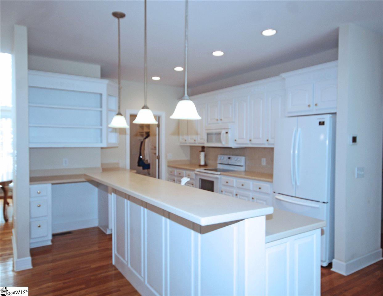 514 Spring Point Court Simpsonville, SC 29681 - Photo 6 of 25 Gallery Image 6