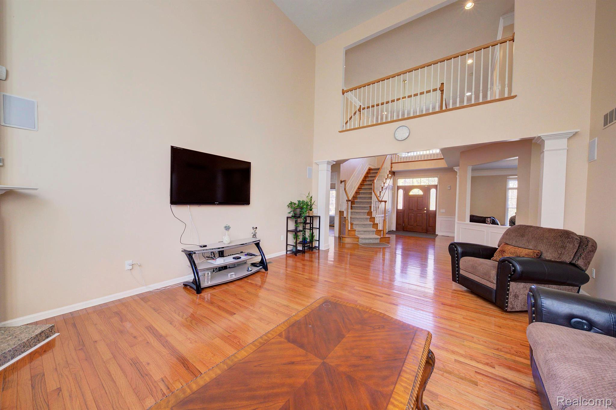 1789 Trinity Road Canton, MI 48187 - Photo 31 of 82 Gallery Image 31