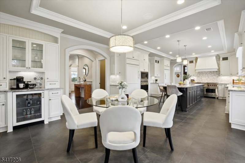 22 Wordsworth Road Short Hills, NJ 07078 - Photo 13 of 50