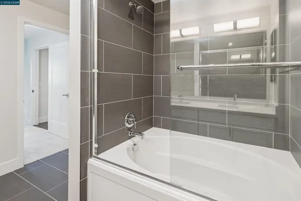 $1,149,000 | 1000 Dewing Avenue, Unit 115, Lafayette, CA 94549