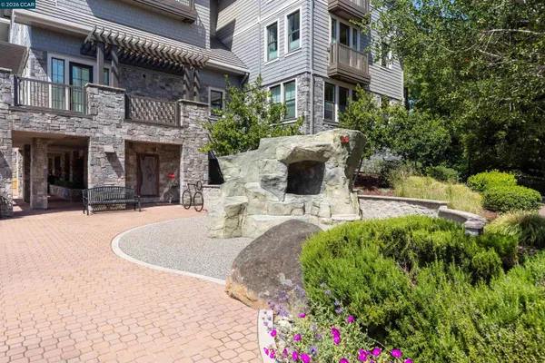 $1,149,000 | 1000 Dewing Avenue, Unit 115, Lafayette, CA 94549