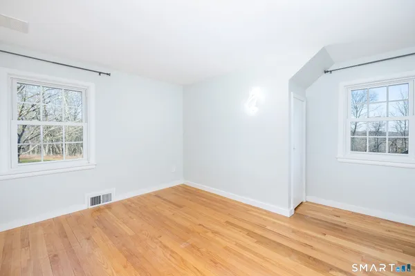 $589,000 | 1625 North Street, Suffield, CT 06078