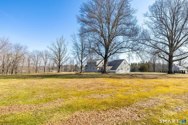 $589,000 | 1625 North Street, Suffield, CT 06078