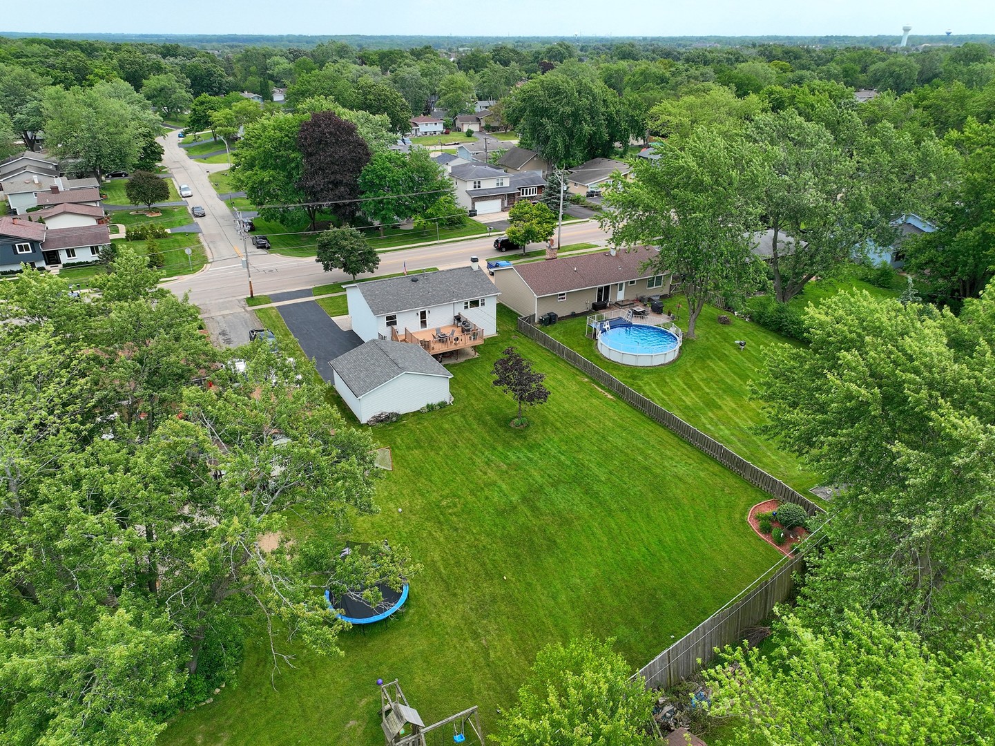 58 South Beck Road Lindenhurst, IL 60046 - Photo 3 of 37 an aerial view of a house with a yard