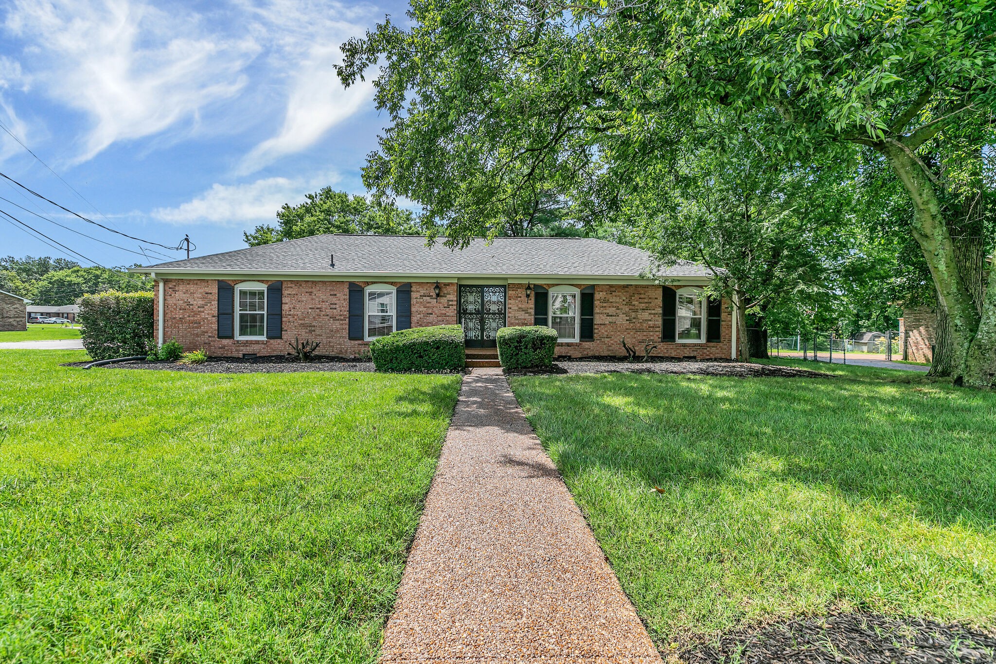 749 Baugh Road Nashville, TN 37221 - Photo 1 of 30 Gallery Image 1