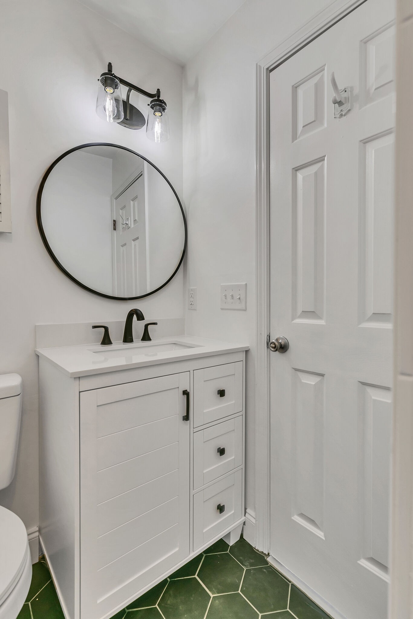 749 Baugh Road Nashville, TN 37221 - Photo 18 of 30 Gallery Image 18
