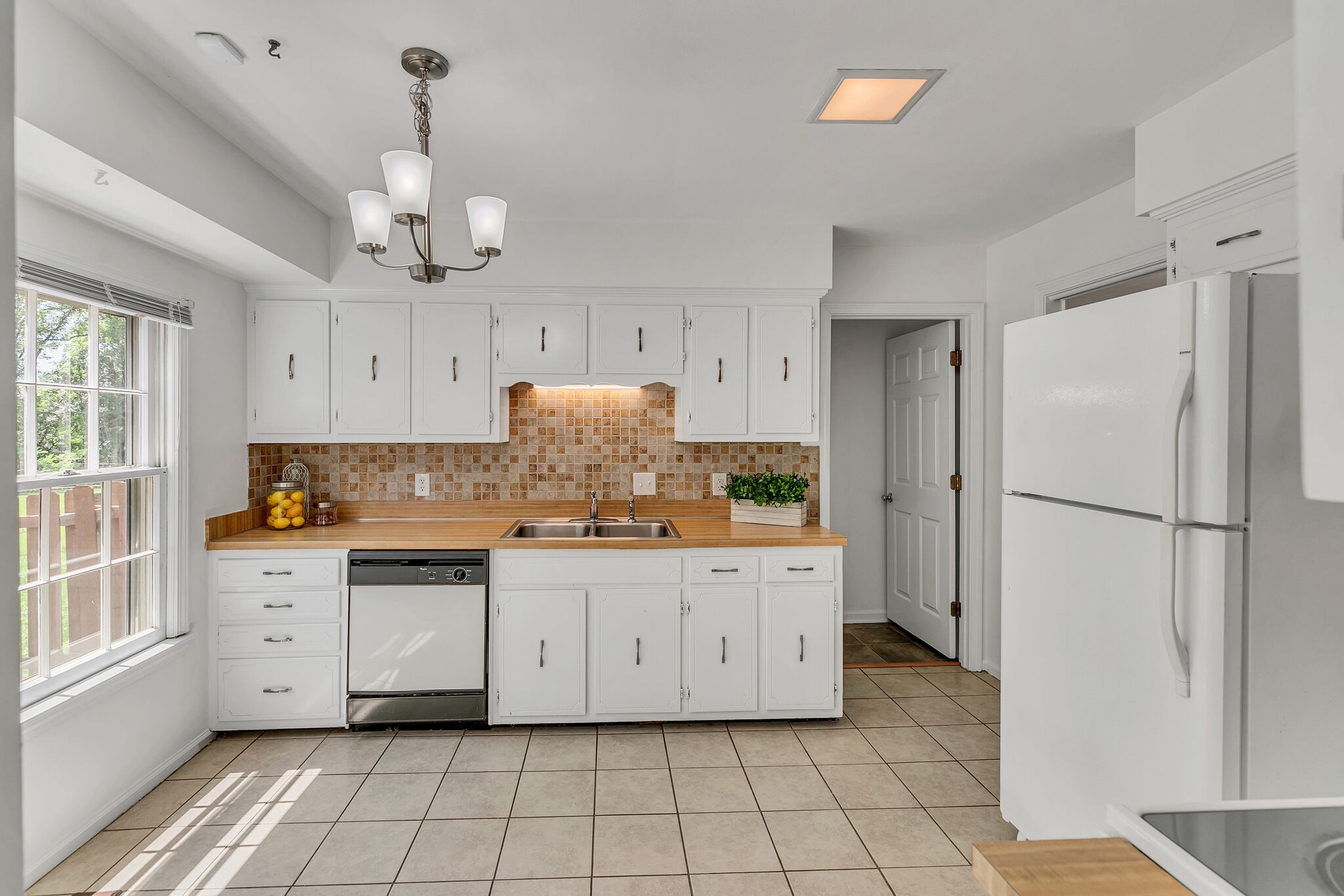 749 Baugh Road Nashville, TN 37221 - Photo 5 of 30 Gallery Image 5
