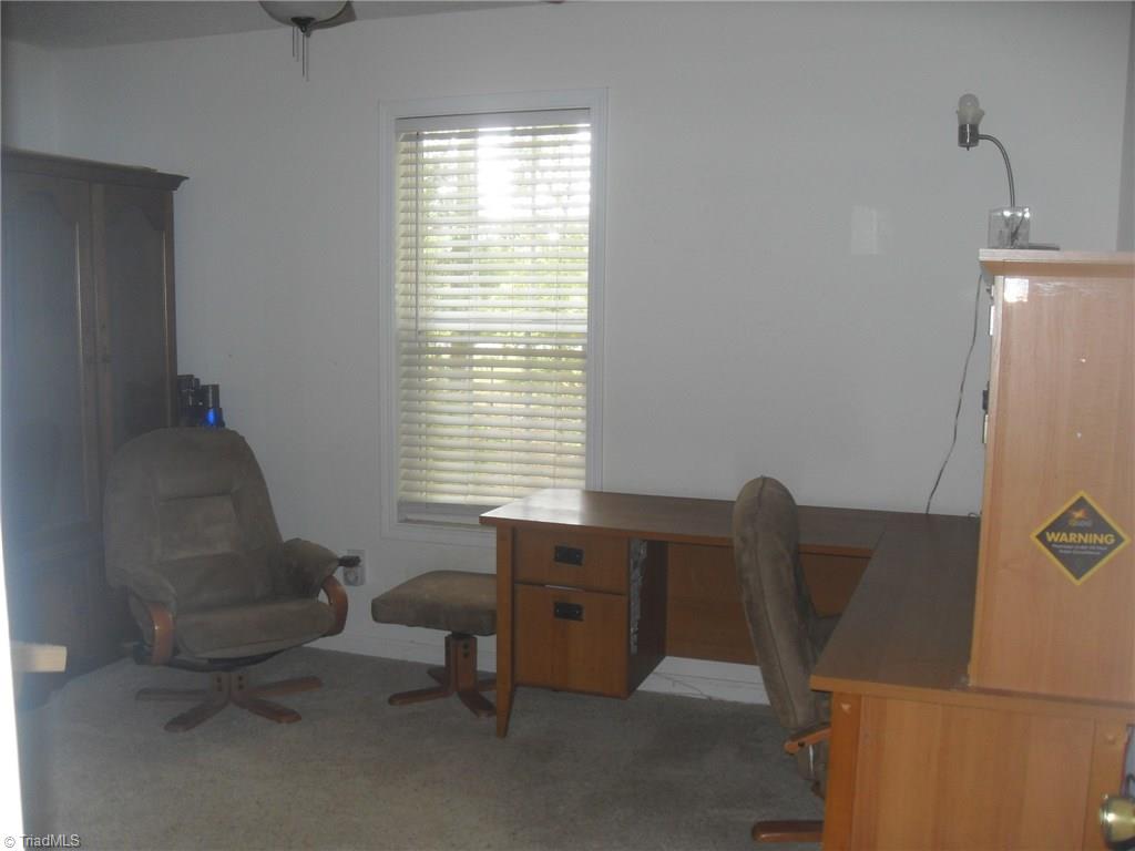 984 Beckner Road Lexington, NC 27292 - Photo 12 of 28 Gallery Image 12