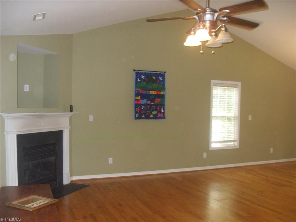 984 Beckner Road Lexington, NC 27292 - Photo 3 of 28 Gallery Image 3