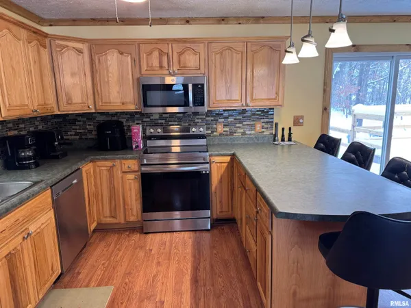 $335,000 | 12726 East Co Road 300N, Chandlerville, IL 62627