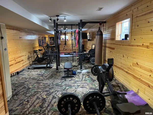 $335,000 | 12726 East Co Road 300N, Chandlerville, IL 62627