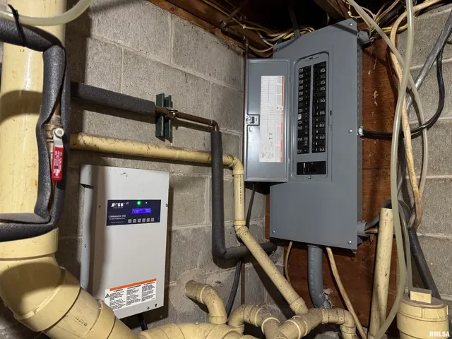 $347,000 | 12726 East Co Road 300N, Chandlerville, IL 62627