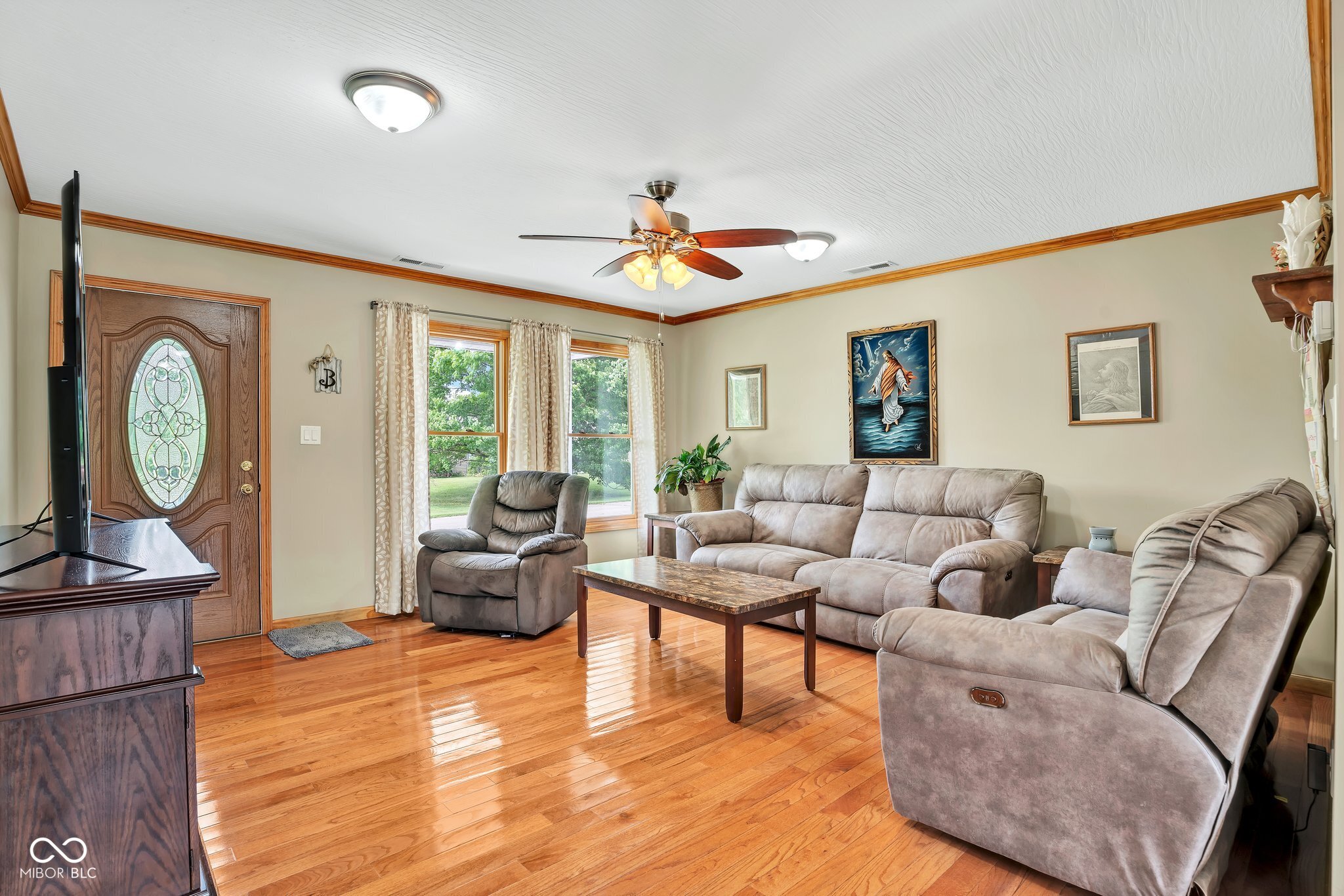2611 22nd Street Columbus, IN 47201 - Photo 5 of 19