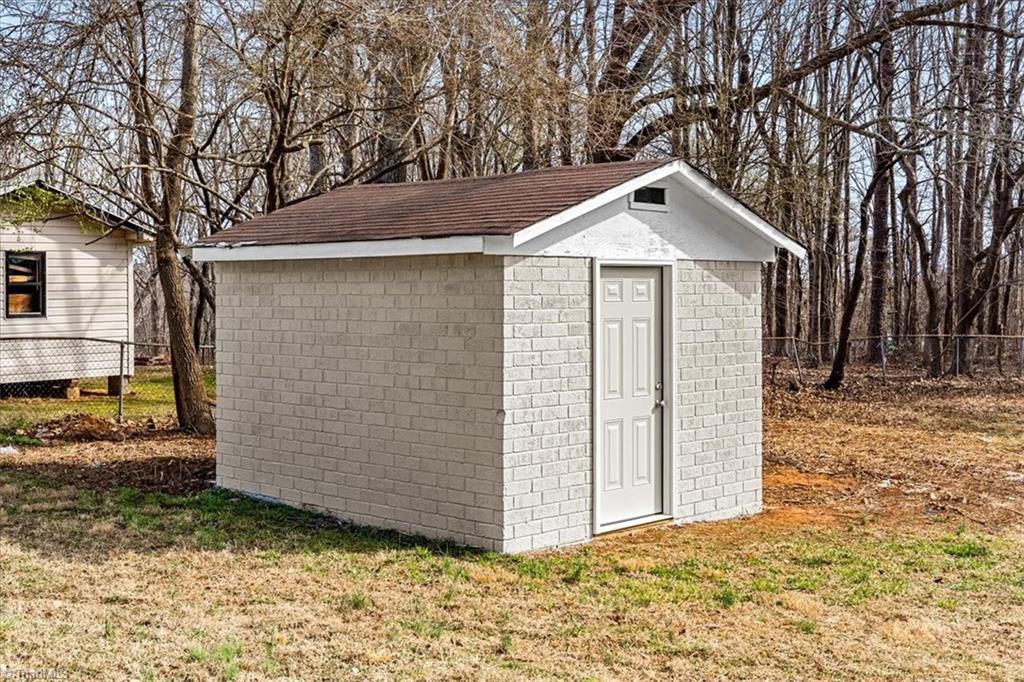 240 Donna Road Asheboro, NC 27205 - Photo 41 of 49