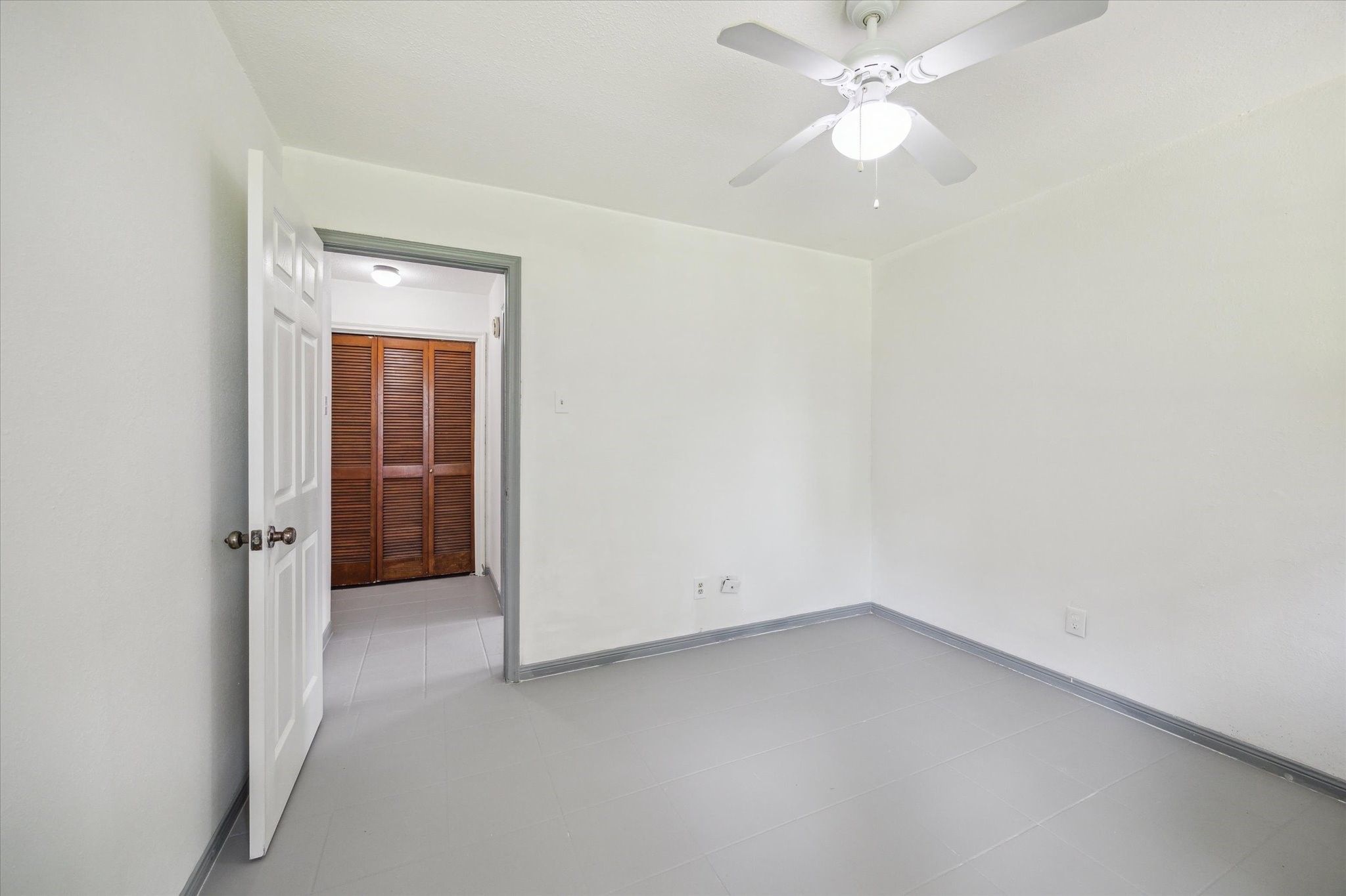 604 Briarclift Lane Baytown, TX 77521 - Photo 13 of 15