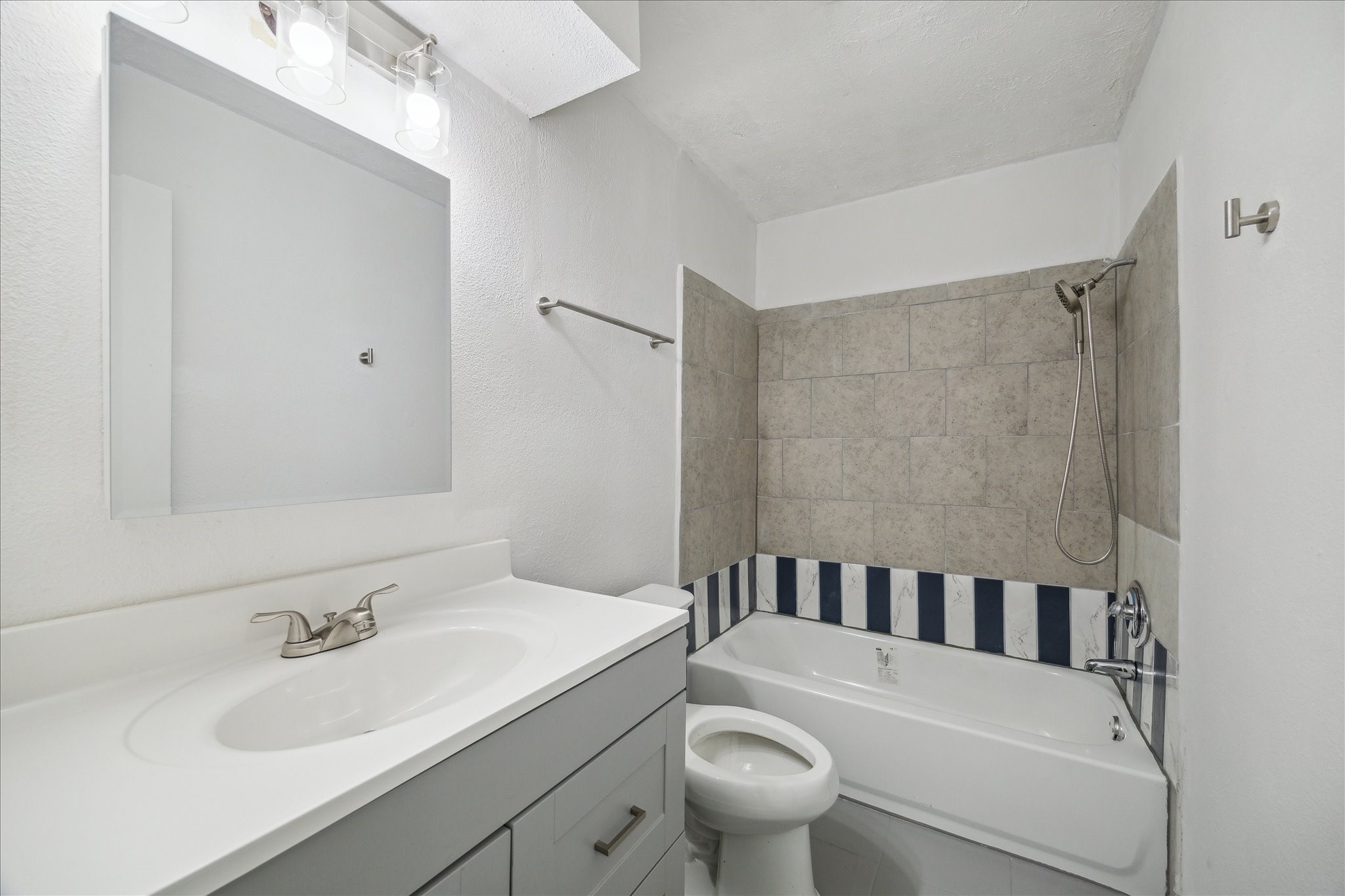 604 Briarclift Lane Baytown, TX 77521 - Photo 14 of 15