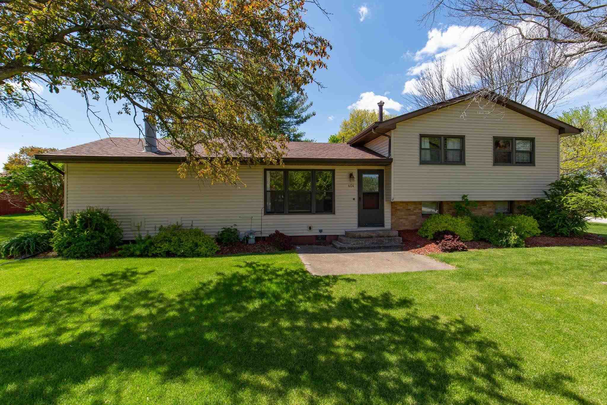 404 Cedar Street Andover, IL 61233 - Photo 1 of 39 Gallery Image 1