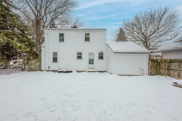 $174,900 | 74 Heberle Road, Irondequoit, NY 14609