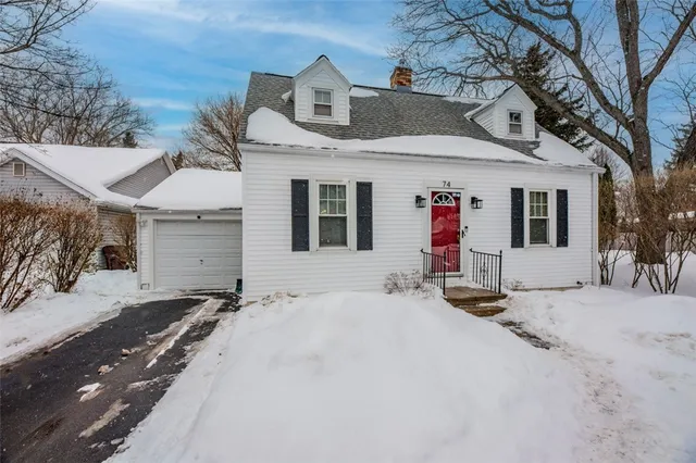 $174,900 | 74 Heberle Road, Irondequoit, NY 14609