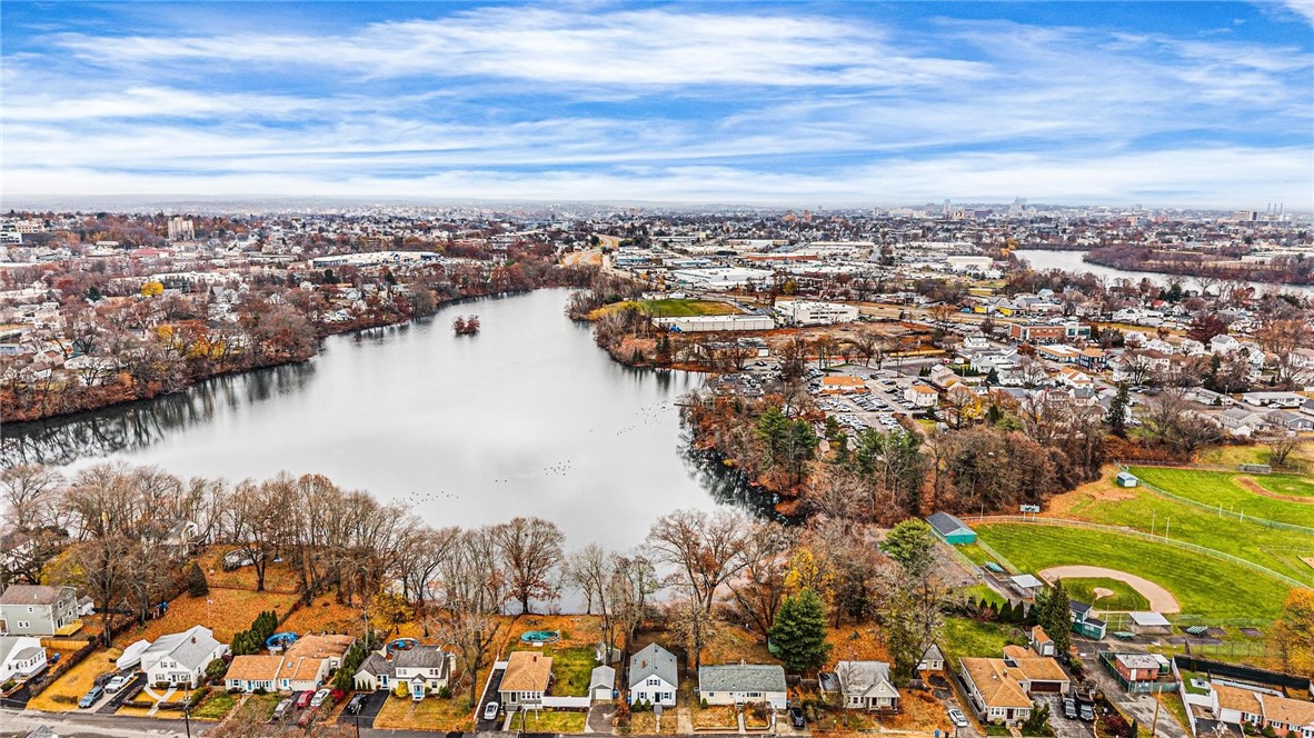 41 Gleason Street Cranston, RI 02910 - Photo 13 of 13