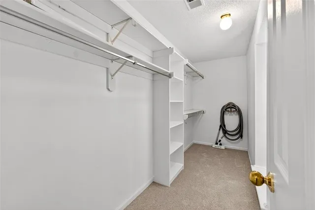 $625,000 | 600 Southwest Trailpark Circle, Lee's Summit, MO 64081