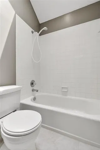 $625,000 | 600 Southwest Trailpark Circle, Lee's Summit, MO 64081