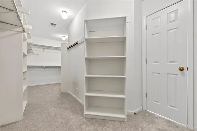 $625,000 | 600 Southwest Trailpark Circle, Lee's Summit, MO 64081