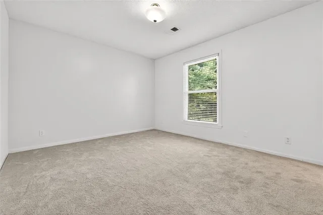 $625,000 | 600 Southwest Trailpark Circle, Lee's Summit, MO 64081