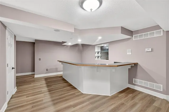 $625,000 | 600 Southwest Trailpark Circle, Lee's Summit, MO 64081