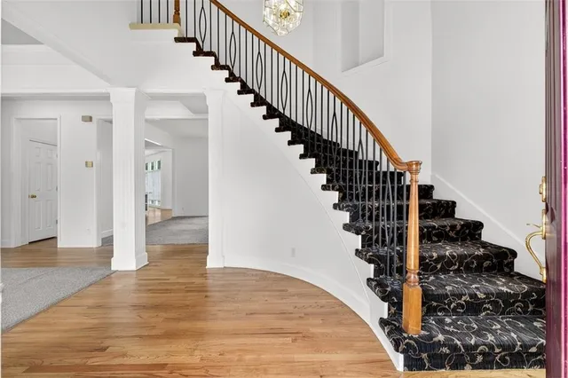 $625,000 | 600 Southwest Trailpark Circle, Lee's Summit, MO 64081