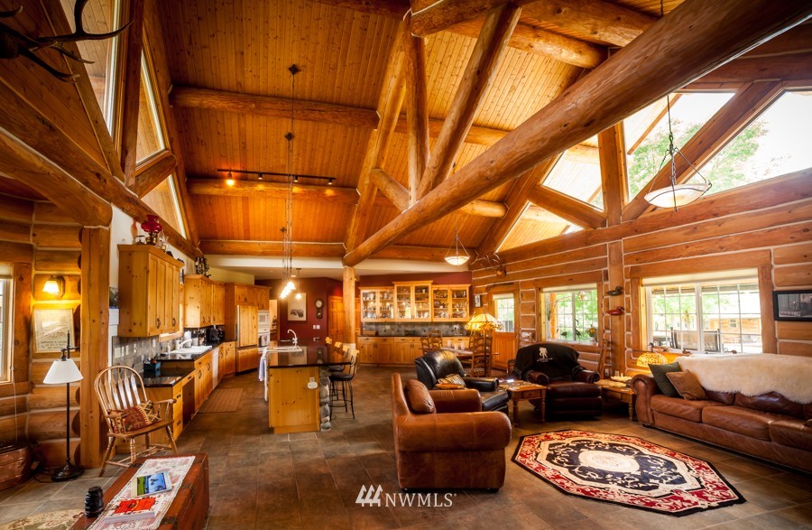 4445 Dewey Road Bellingham, WA 98226 - Photo 4 of 15 Gallery Image 4