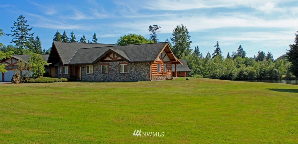 4445 Dewey Road Bellingham, WA 98226 - Photo 5 of 15 Gallery Image 5
