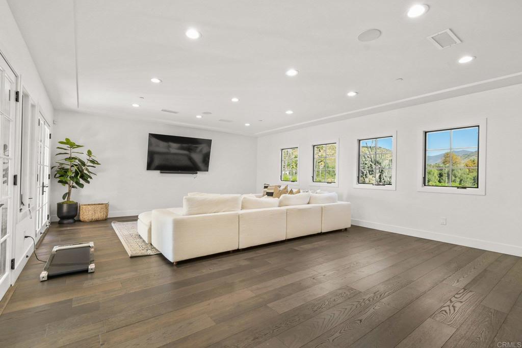 3369 Dehesa Road El Cajon, CA 92019 - Photo 27 of 50