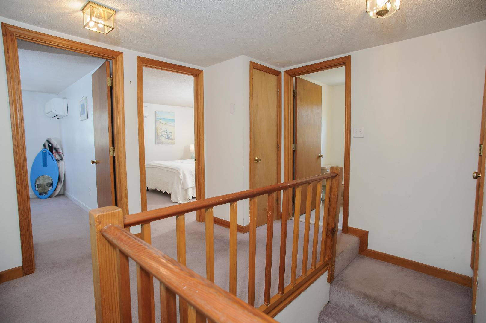 21 Schoolhouse Road Edgartown, MA 02539 - Photo 18 of 24 Second floor hallway