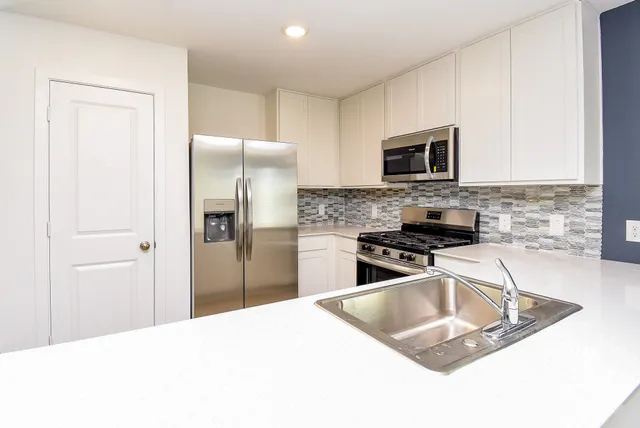 $2,295 | 6850 Flowering Ginger Lane, Katy, TX 77493