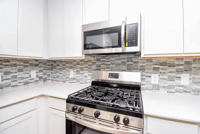 $2,295 | 6850 Flowering Ginger Lane, Katy, TX 77493