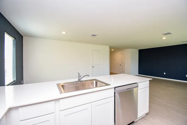 $2,295 | 6850 Flowering Ginger Lane, Katy, TX 77493