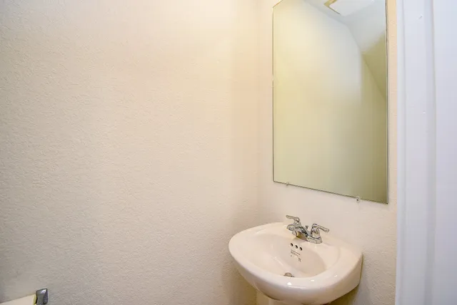 $2,295 | 6850 Flowering Ginger Lane, Katy, TX 77493