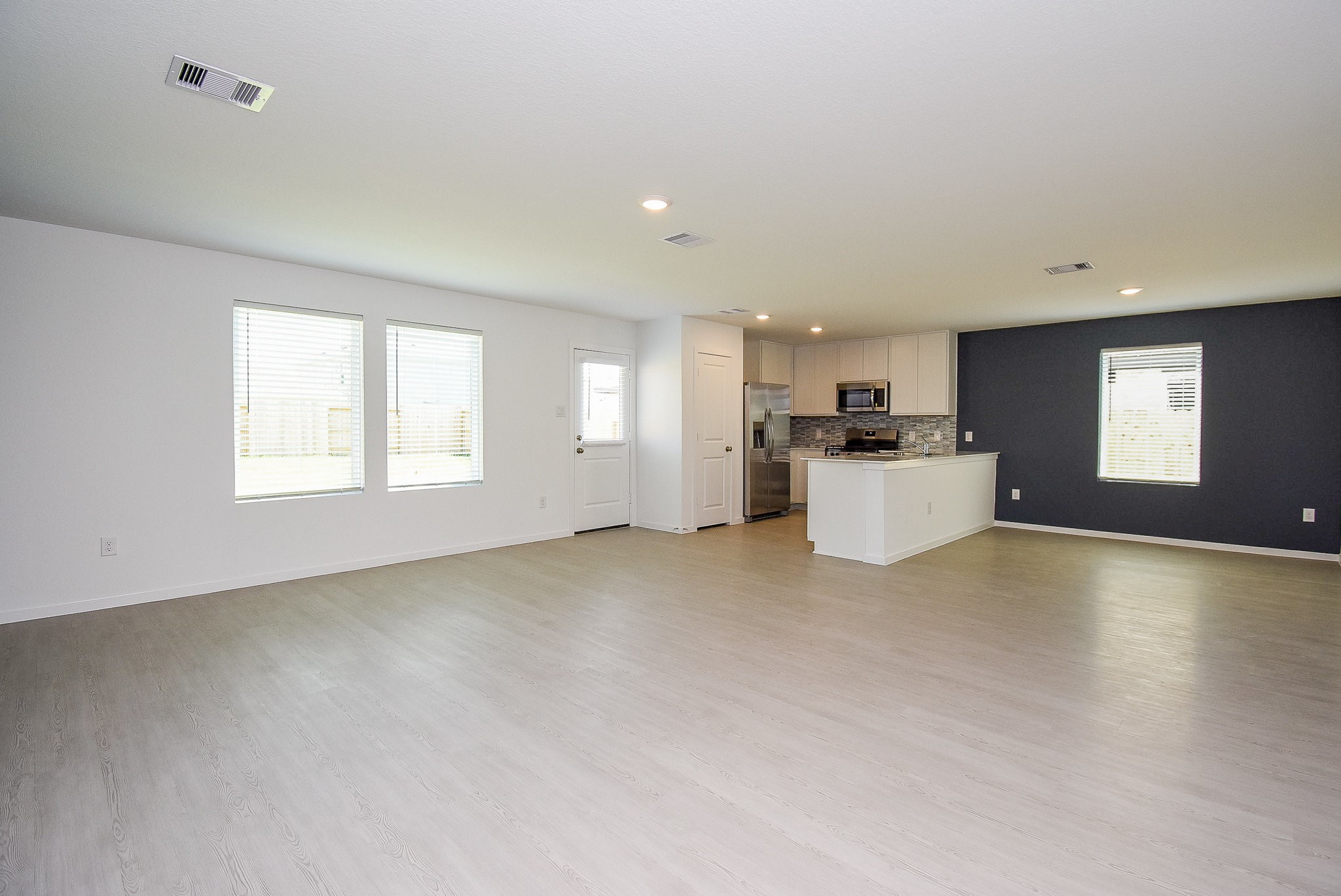 6850 Flowering Ginger Lane Katy, TX 77493 - Photo 9 of 32