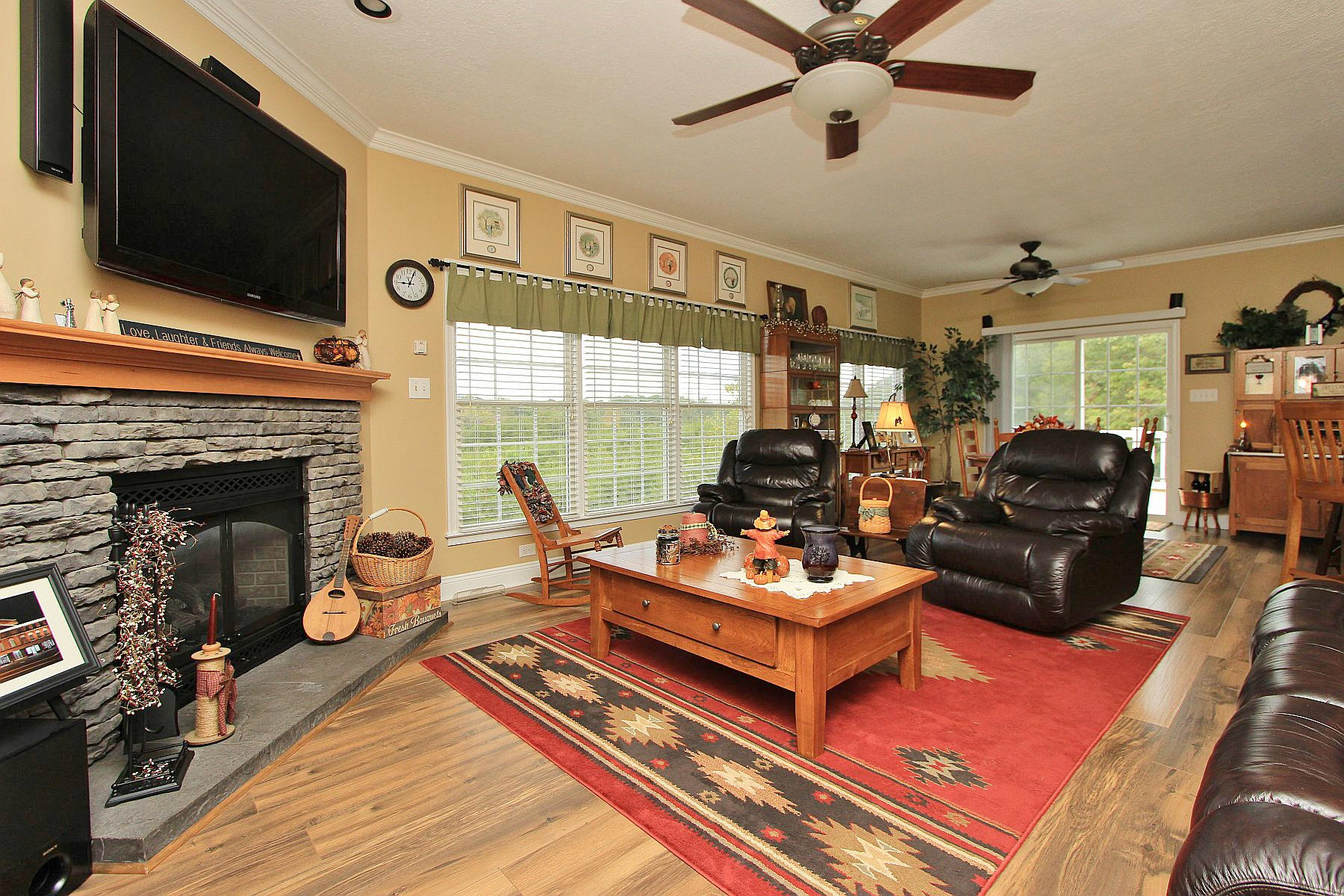 3648 Edwardsville Road Hardy, VA 24101 - Photo 12 of 42 Views of Living Room & Dining Area