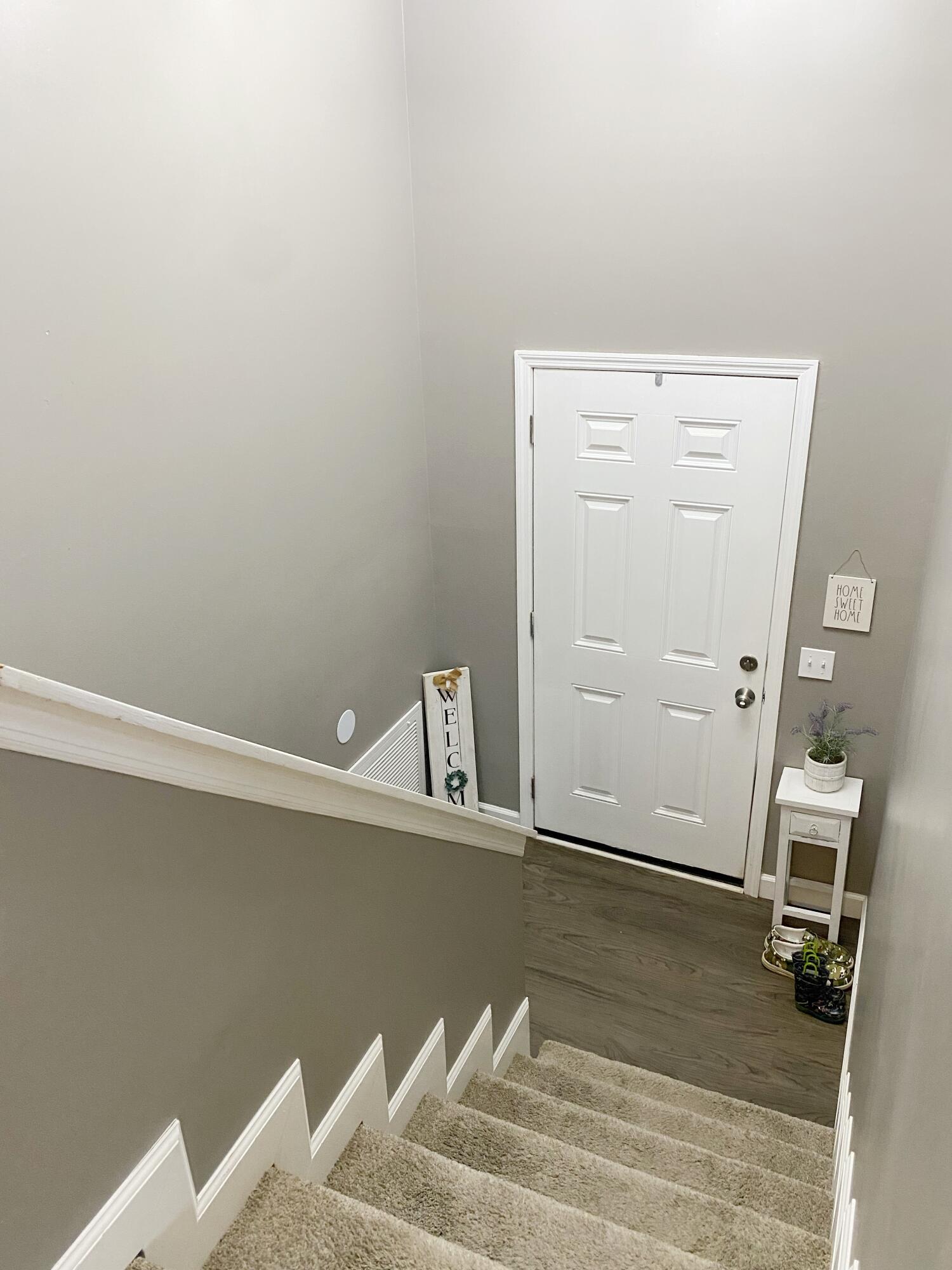 104 Brenda Lane Chickamauga, GA 30707 - Photo 18 of 42 Foyer