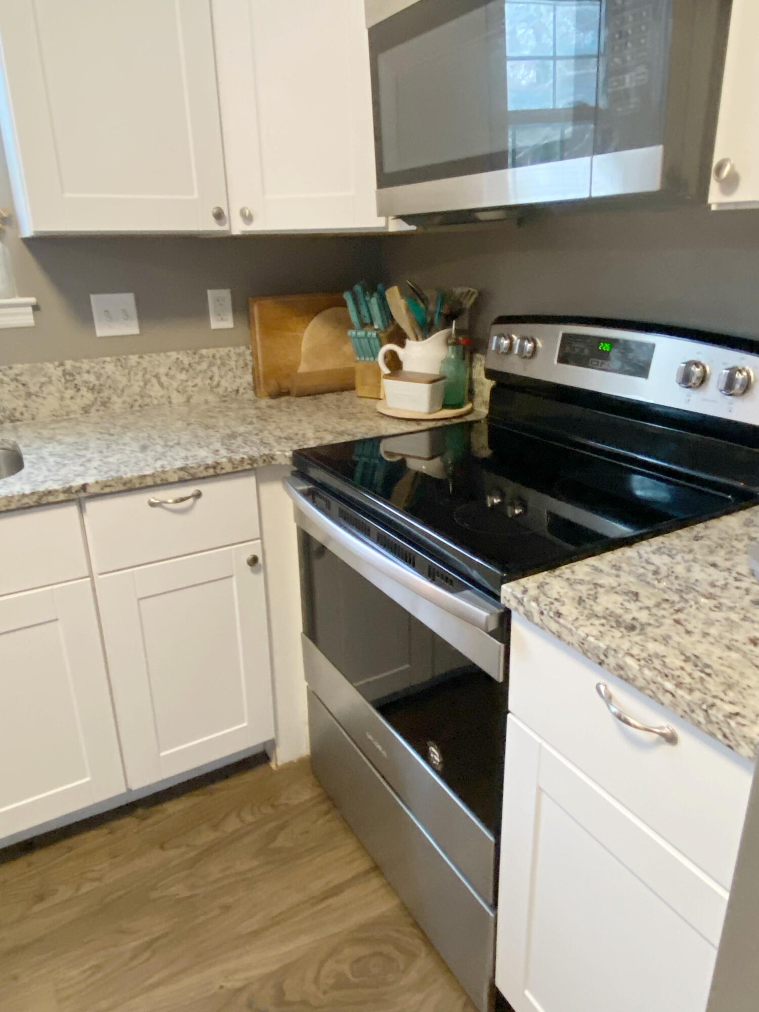 104 Brenda Lane Chickamauga, GA 30707 - Photo 27 of 42 Kitchen