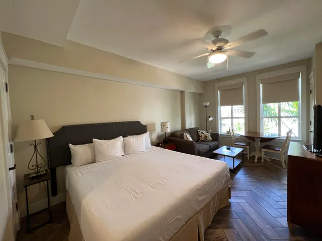 $1,400 | 9300 Baytowne Wharf Boulevard, Unit 528, Miramar Beach, FL 32550