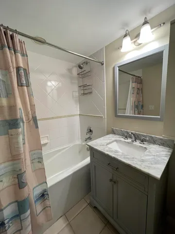 $1,400 | 9300 Baytowne Wharf Boulevard, Unit 528, Miramar Beach, FL 32550