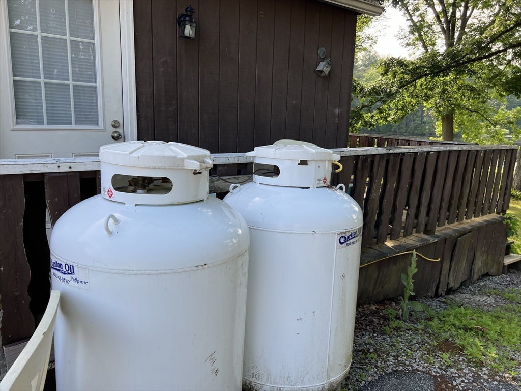 68-74 Sturbridge Road Charlton, MA 01507 - Photo 28 of 41 a utility room with dryer and washer