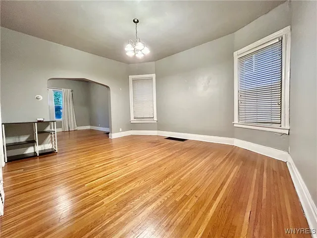 $1,400 | 123 Highland Avenue, Buffalo, NY 14222