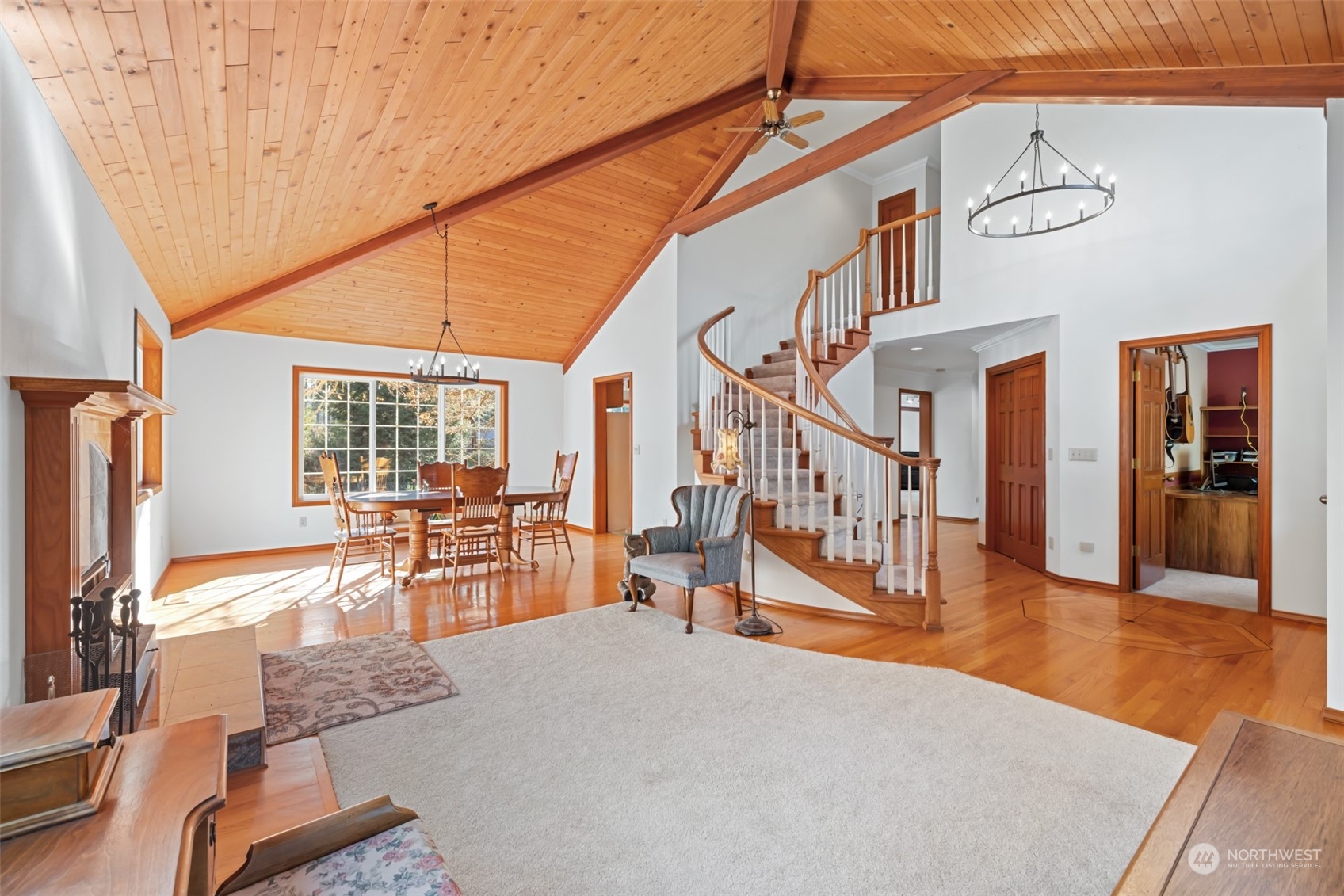 379 Benson Road Port Angeles, WA 98363 - Photo 7 of 40 Gallery Image 7