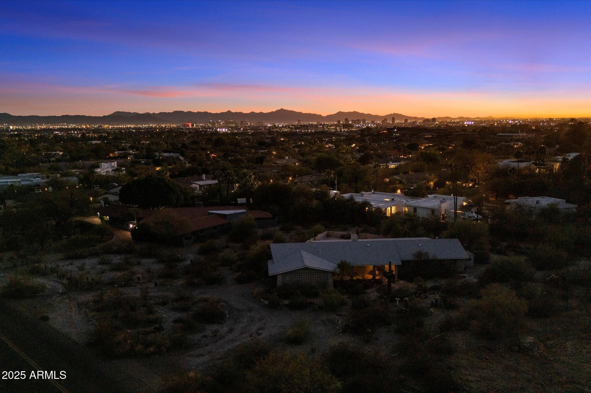 6218 North Palo Cristi Road, Unit 10 Paradise Valley, AZ 85253 - Photo 16 of 33 a view of city and mountain