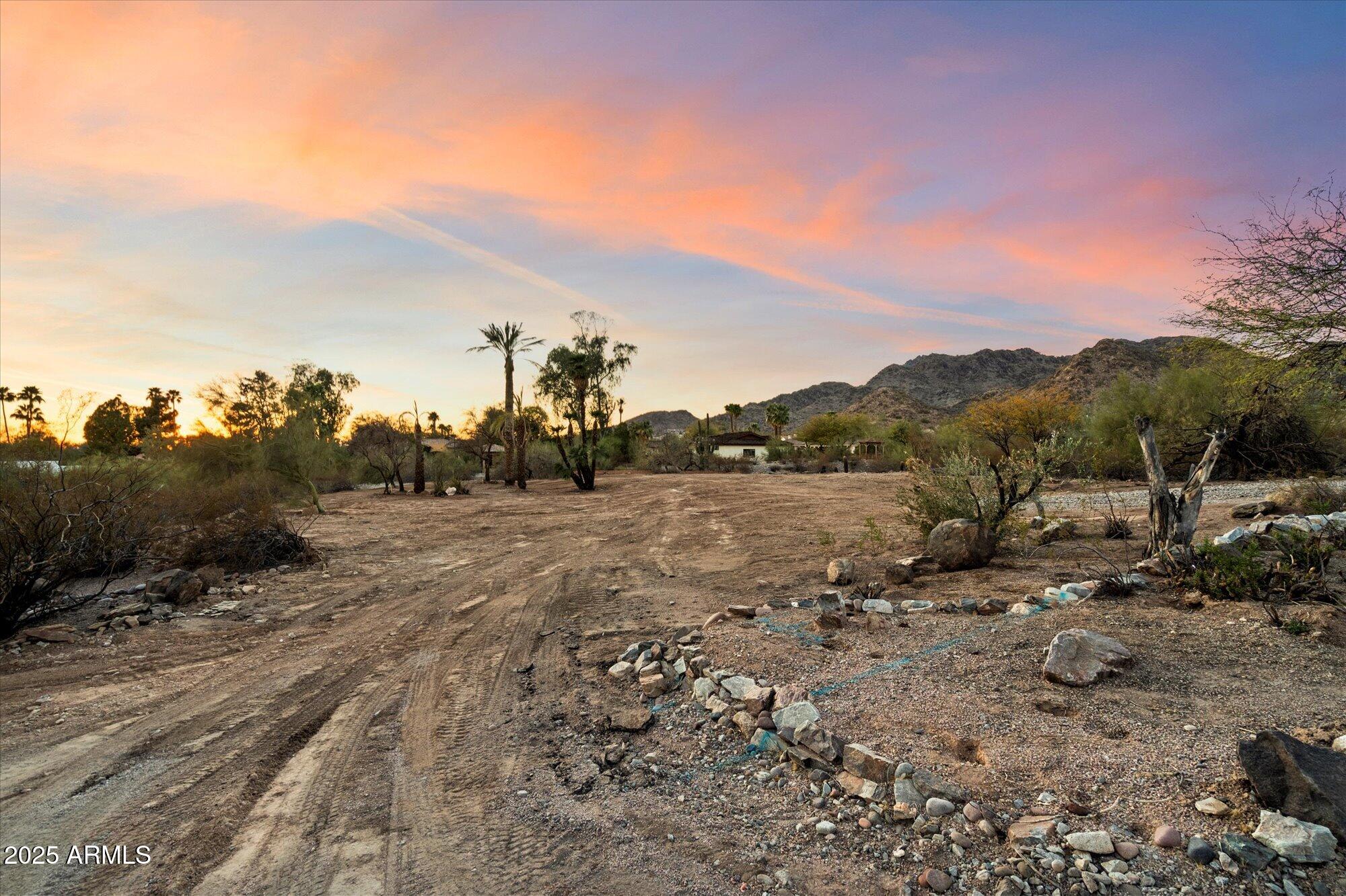 6218 North Palo Cristi Road, Unit 10 Paradise Valley, AZ 85253 - Photo 18 of 33
