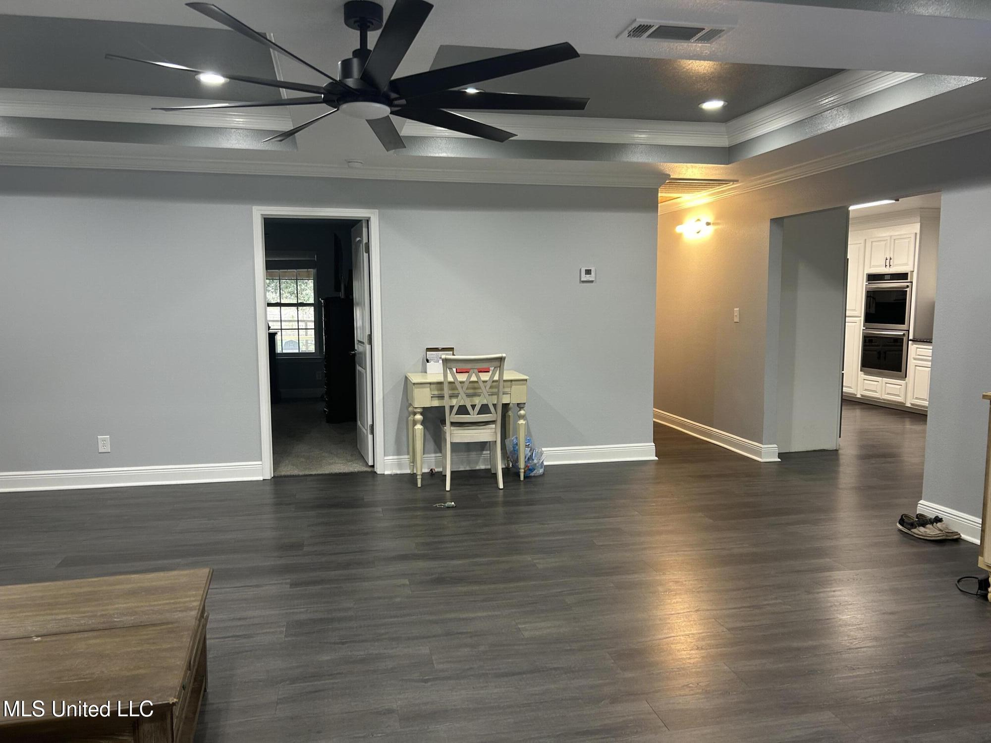 8537 Augusta Road Moss Point, MS 39562 - Photo 12 of 36 IMG_6020